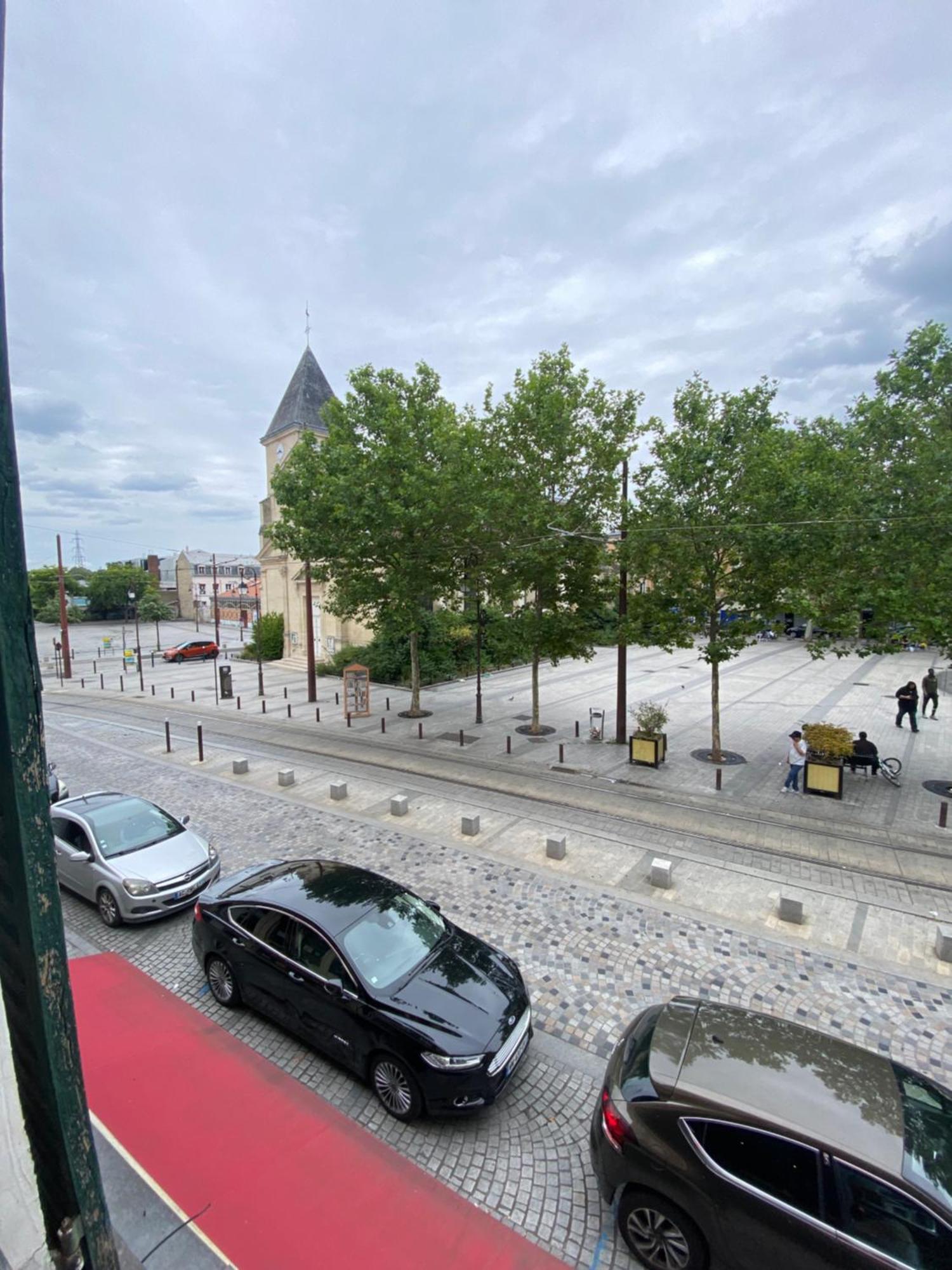 Balcon De Paris Apartment Gennevilliers Luaran gambar